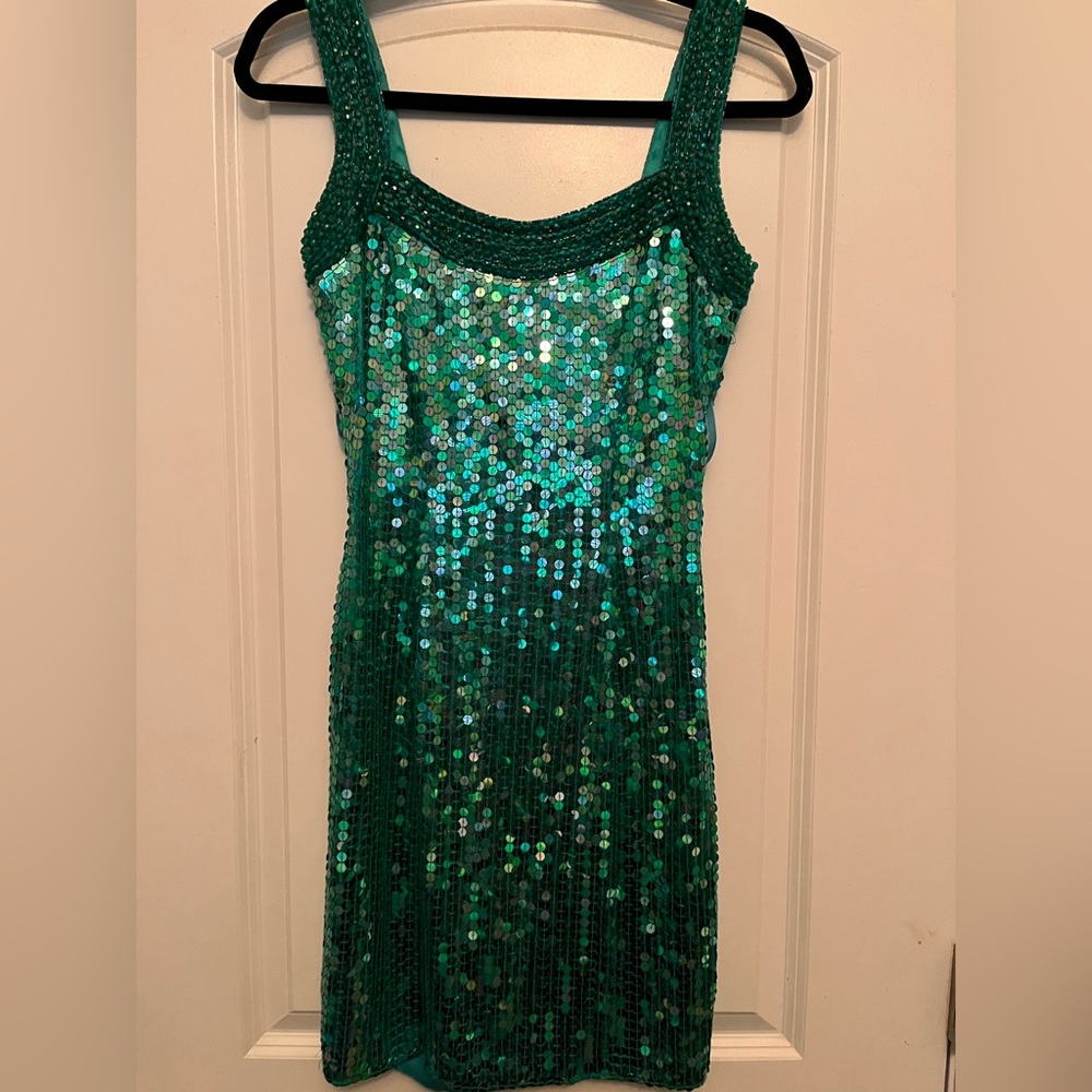 Sexy green sequin party dress by Nitleline.